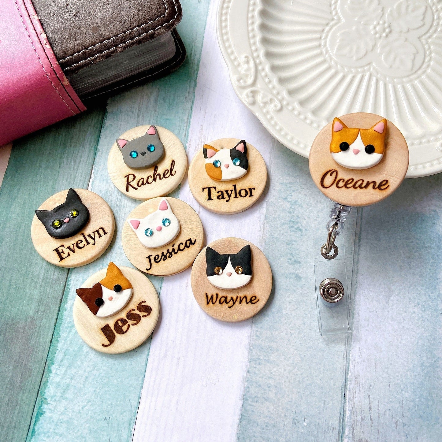 Handmade Personalized 3D Cat Head Wooden Name Badge Reel - Golden Cat