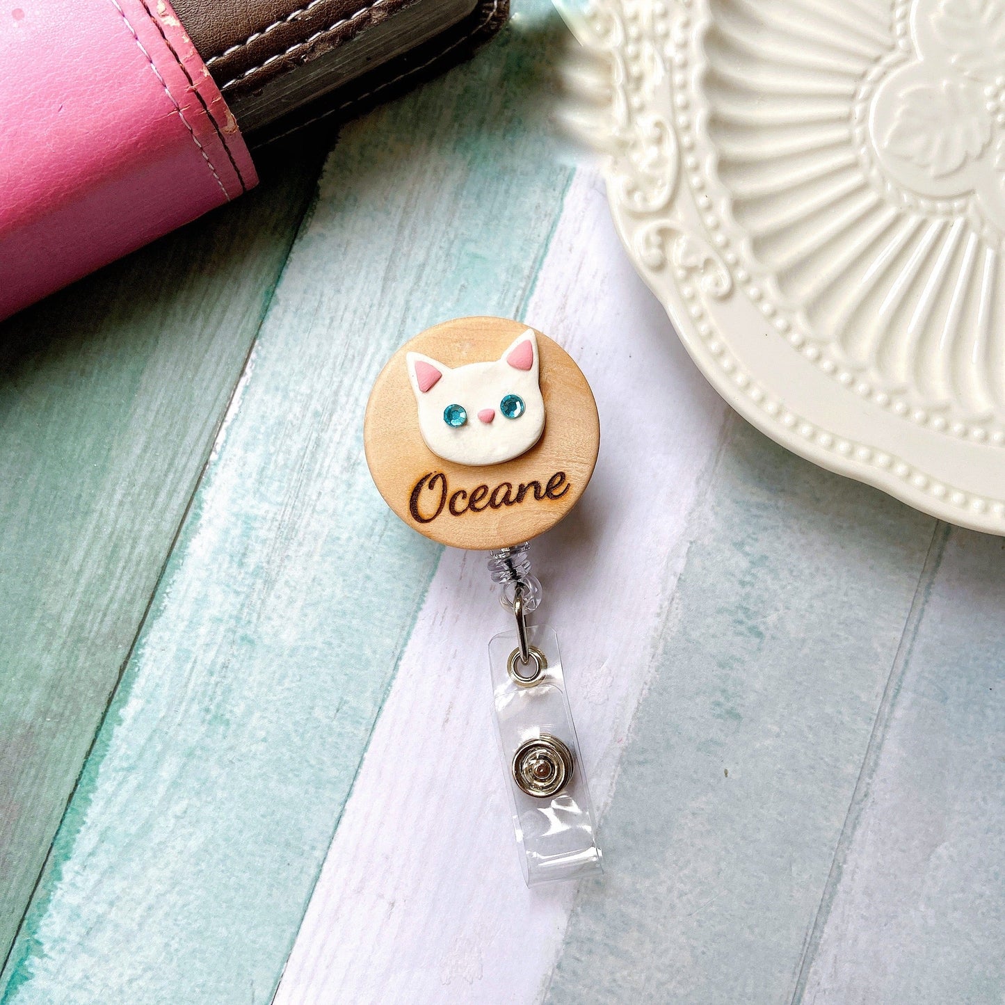 Handmade Personalized 3D Cat Head Wooden Name Badge Reel - Golden Cat