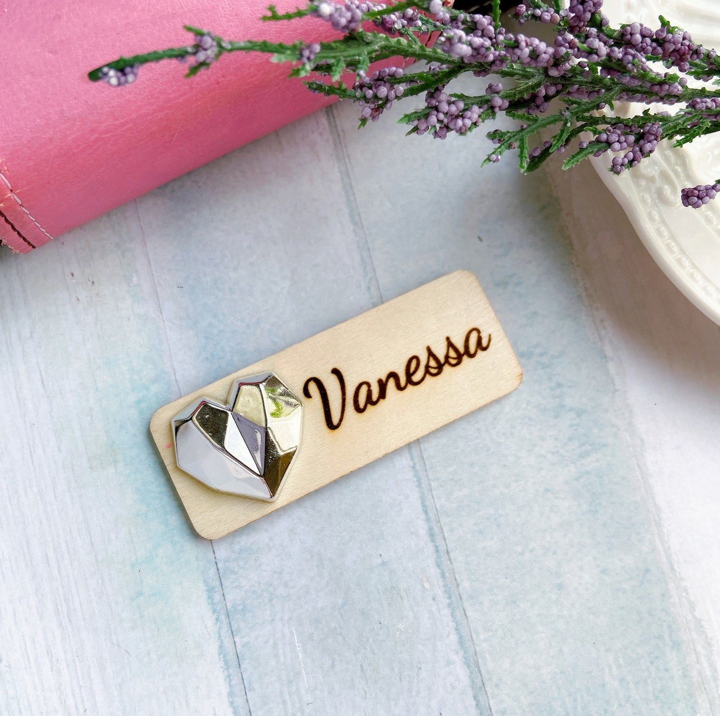 3D Metallic Diamond Heart Name Tag Badge - Gold